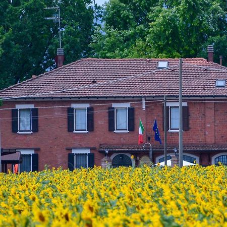 Le Tuie Villa Bologna Exteriör bild